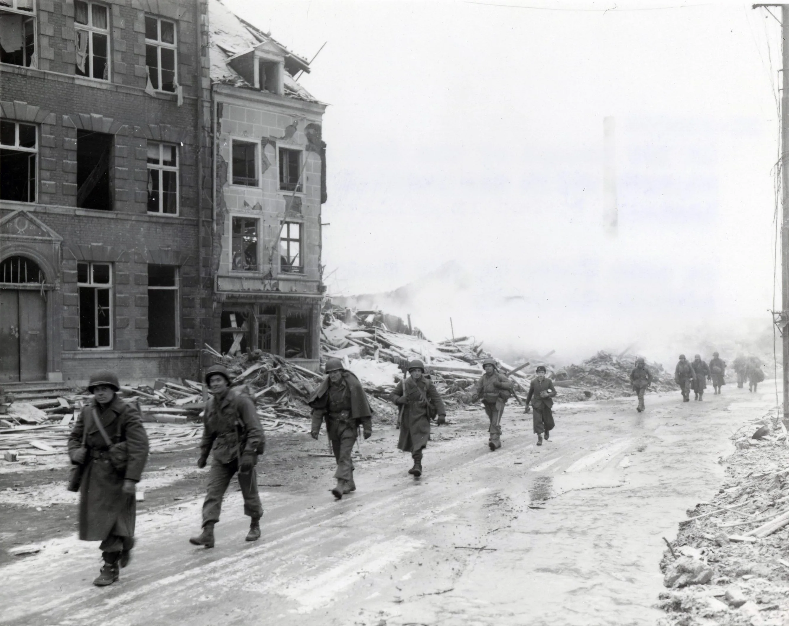 The 526th Armored Infantry Battalion: The Elite Unit the Battle of the Bulge Forgot