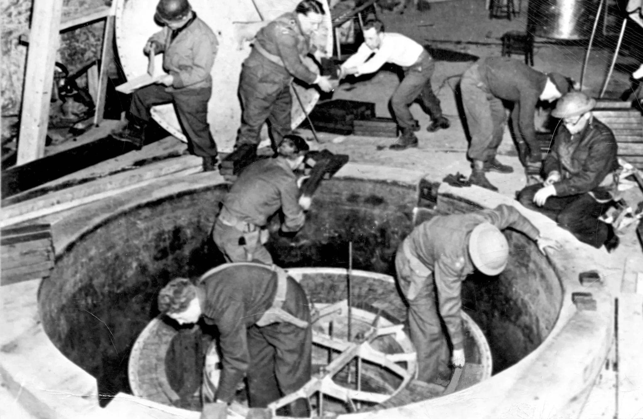 Dismantling the German experimental nuclear pile at Haigerloch