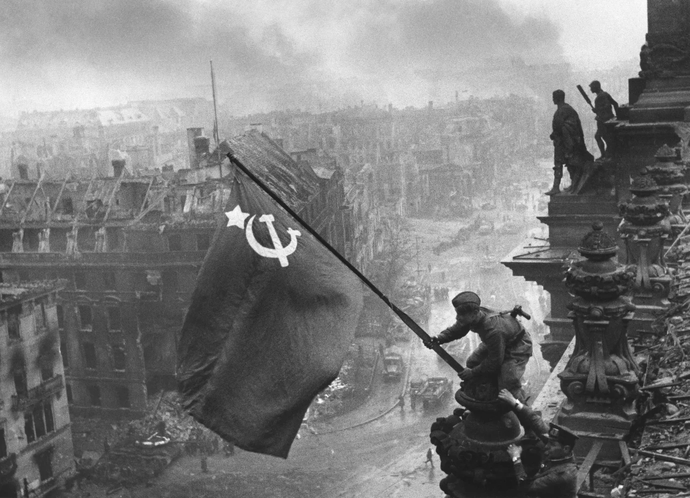 The Battle for the Reichstag That Never Happened